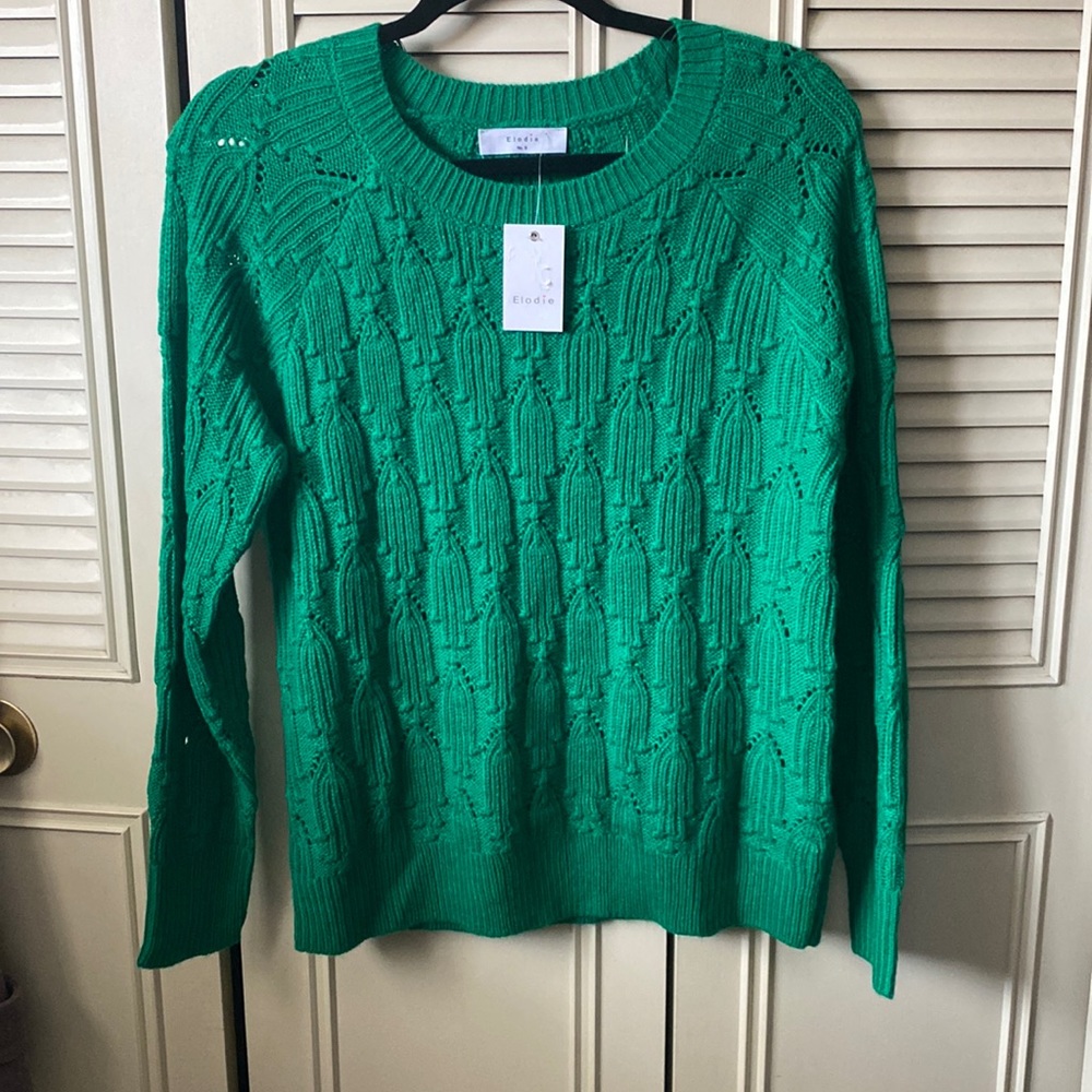 Kelly green sweater